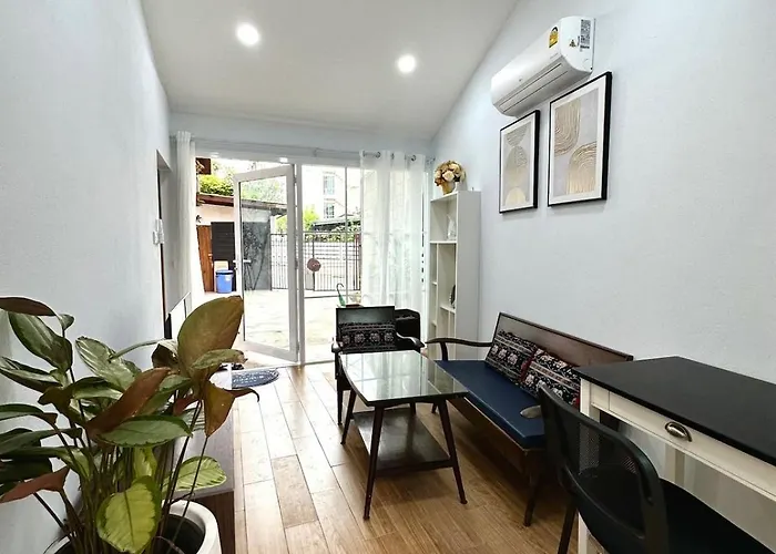 Baan Ploy In3 Cozy Lanna Home In Old Town